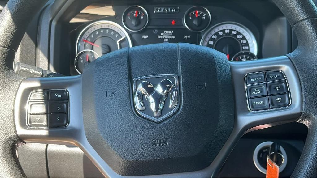 used 2022 Ram 1500 Classic car, priced at $32,280