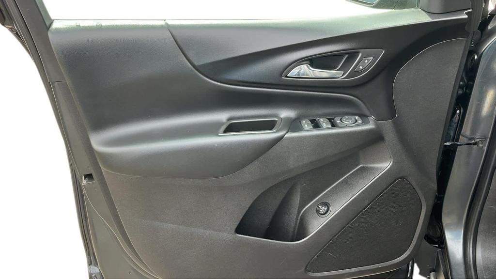 used 2018 Chevrolet Equinox car, priced at $13,394