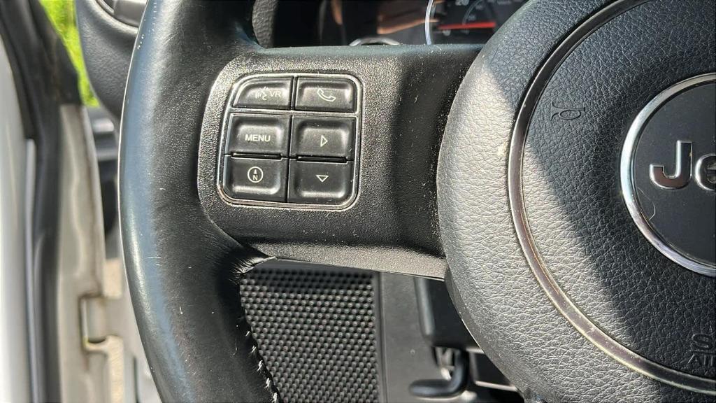 used 2013 Jeep Wrangler Unlimited car, priced at $11,492