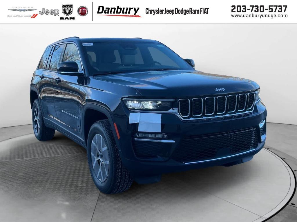 new 2024 Jeep Grand Cherokee car, priced at $50,132