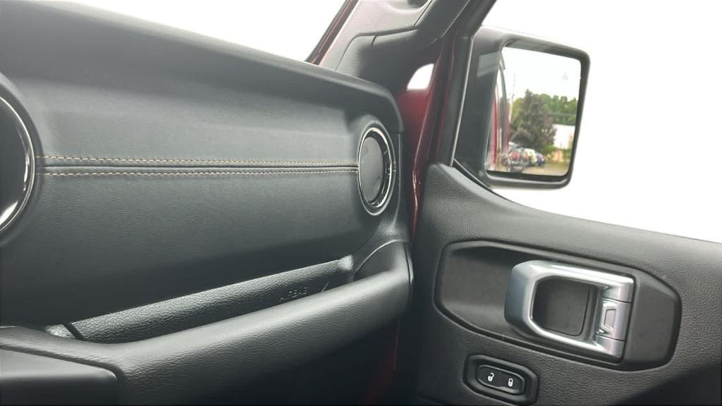 used 2021 Jeep Gladiator car, priced at $37,428