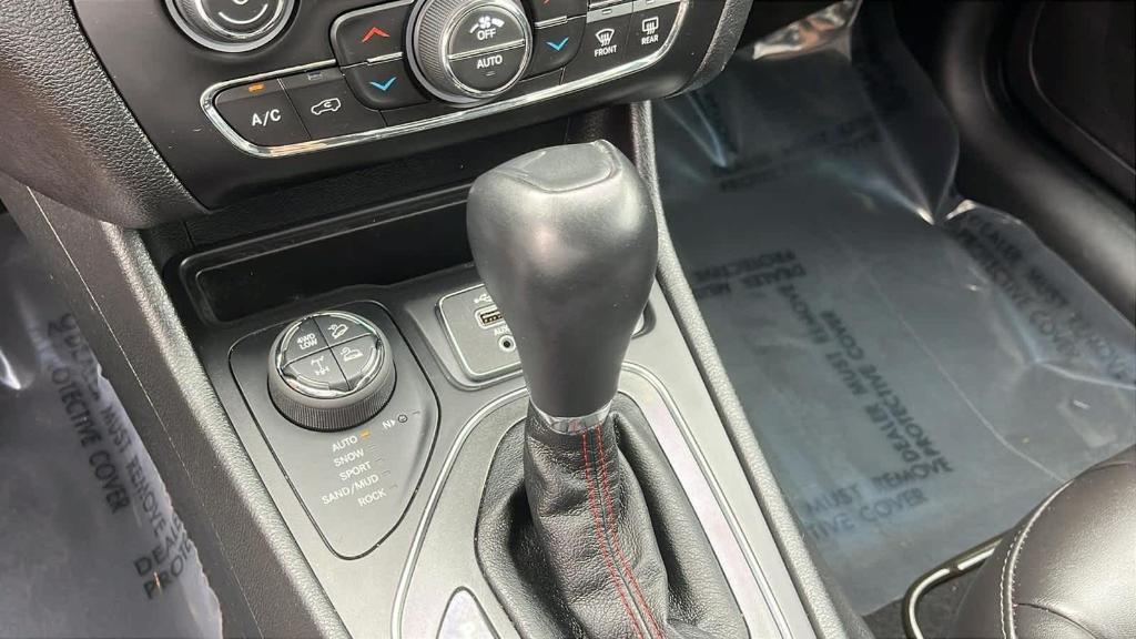 used 2021 Jeep Cherokee car, priced at $25,816
