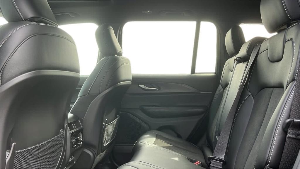 used 2025 Jeep Grand Cherokee car, priced at $41,402