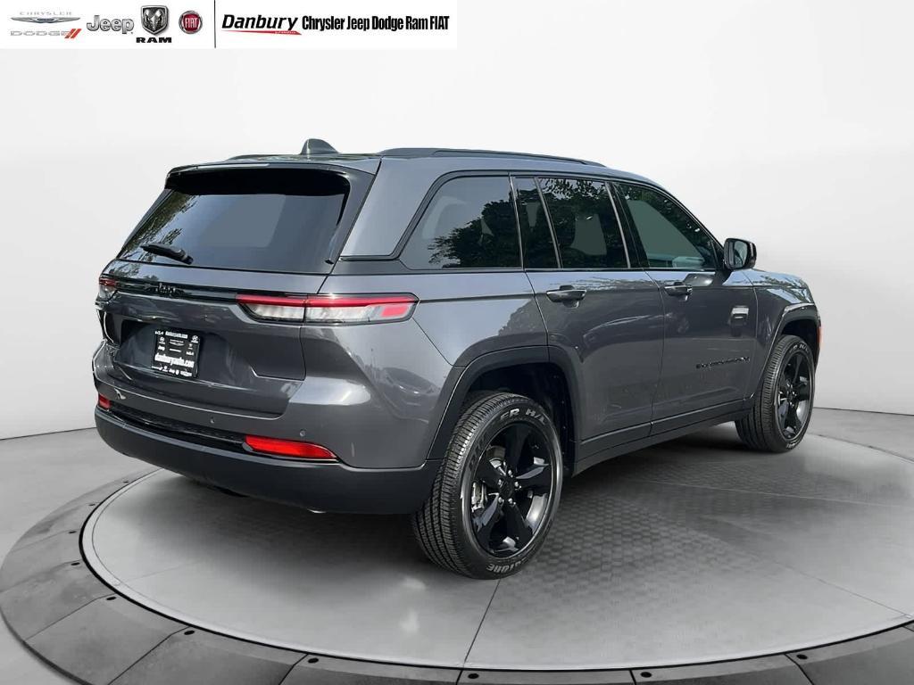 used 2025 Jeep Grand Cherokee car, priced at $41,402