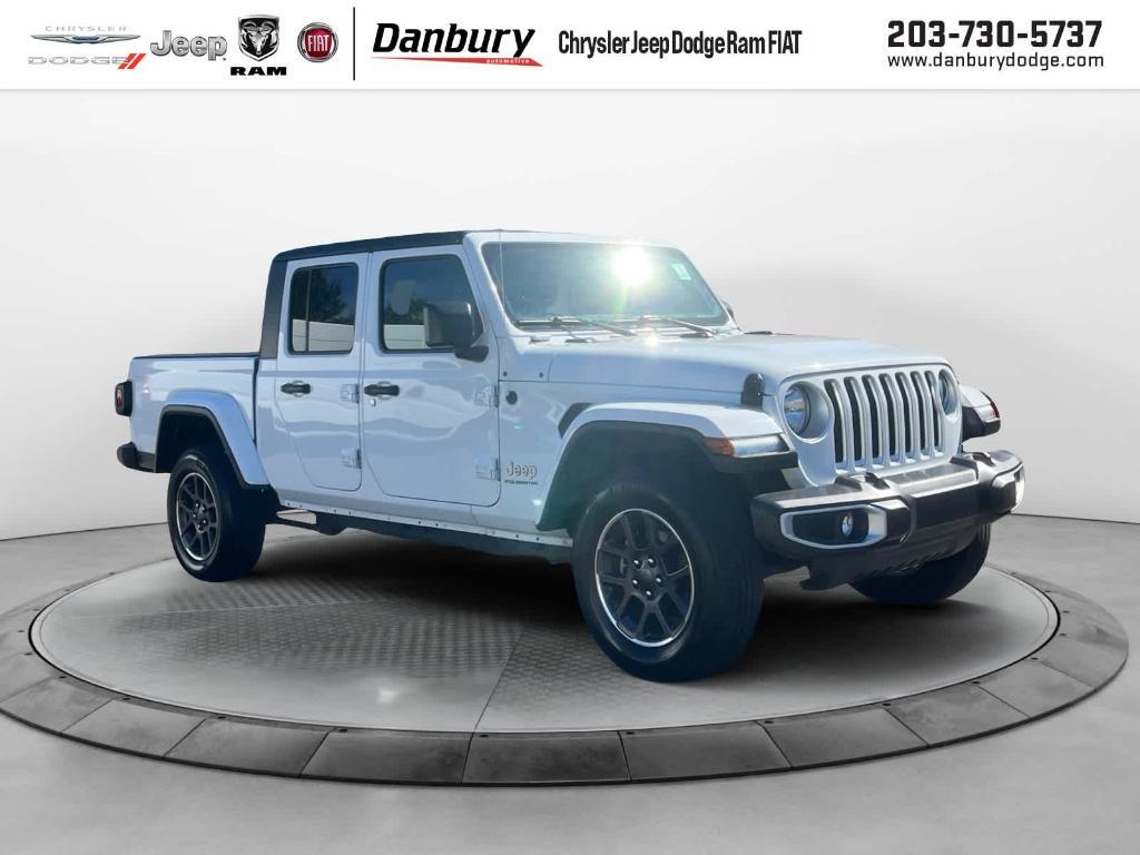 used 2023 Jeep Gladiator car, priced at $27,381