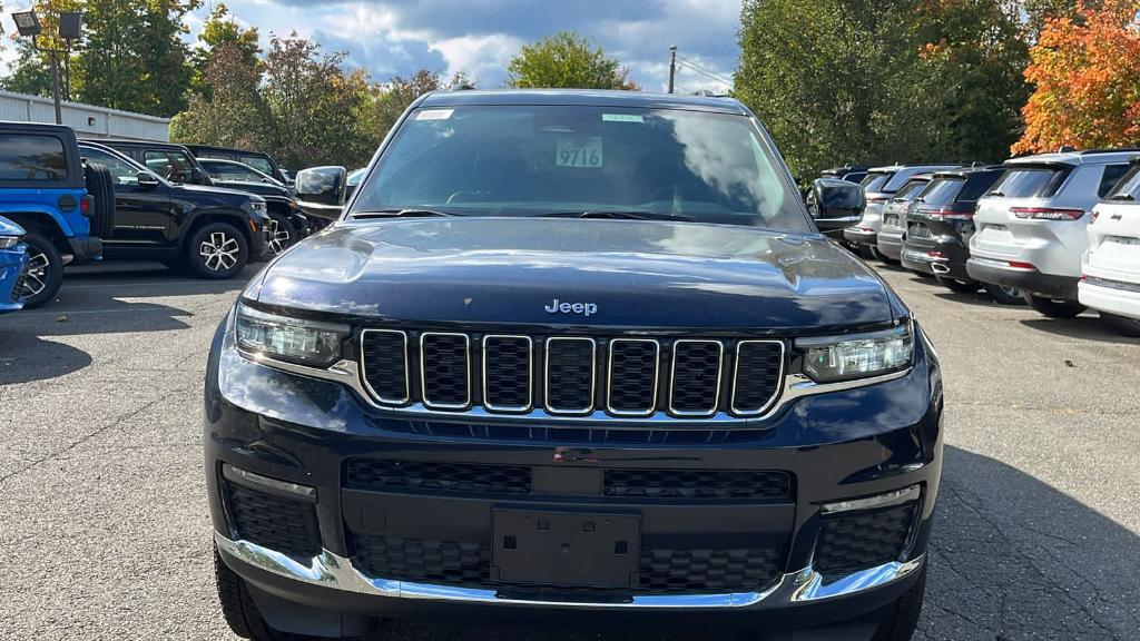 new 2024 Jeep Grand Cherokee L car, priced at $48,049