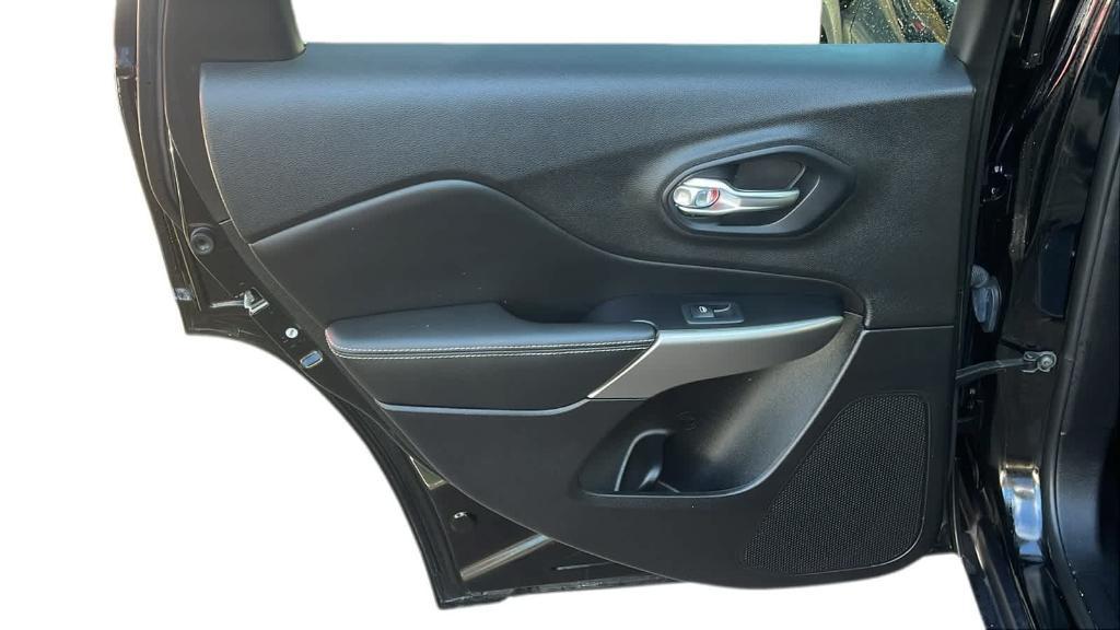 used 2021 Jeep Cherokee car, priced at $21,982