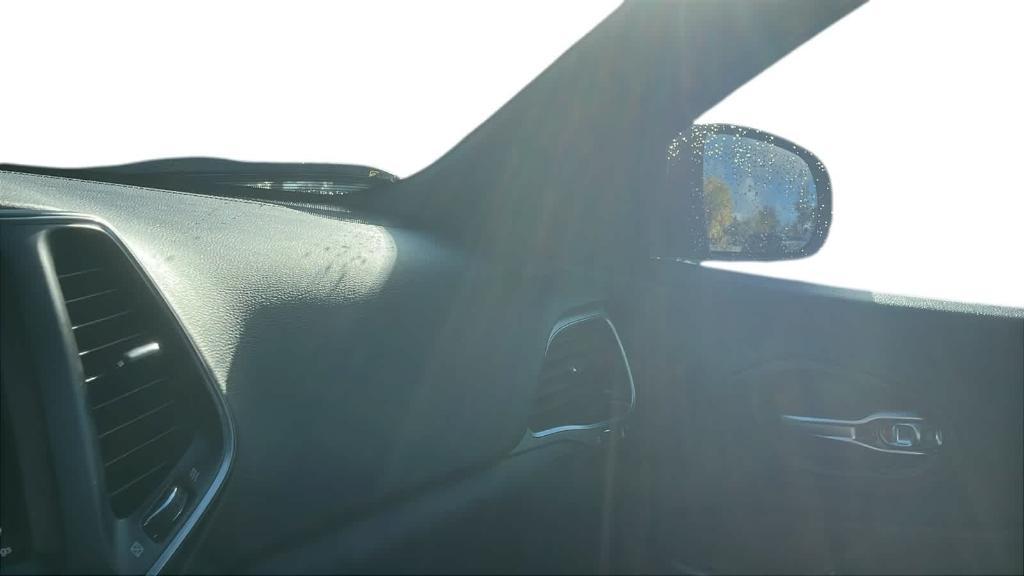 used 2021 Jeep Cherokee car, priced at $21,982