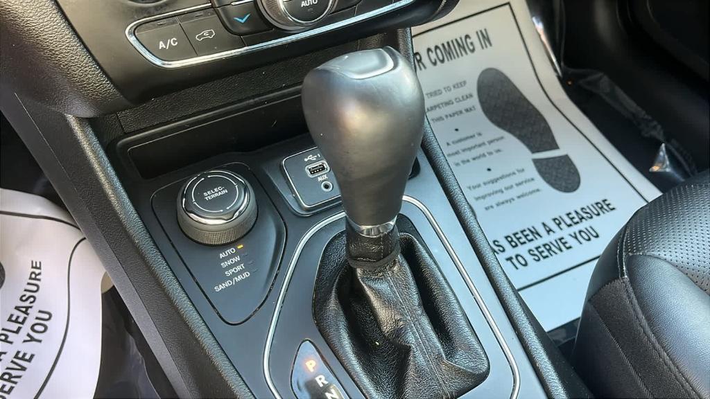 used 2021 Jeep Cherokee car, priced at $21,982