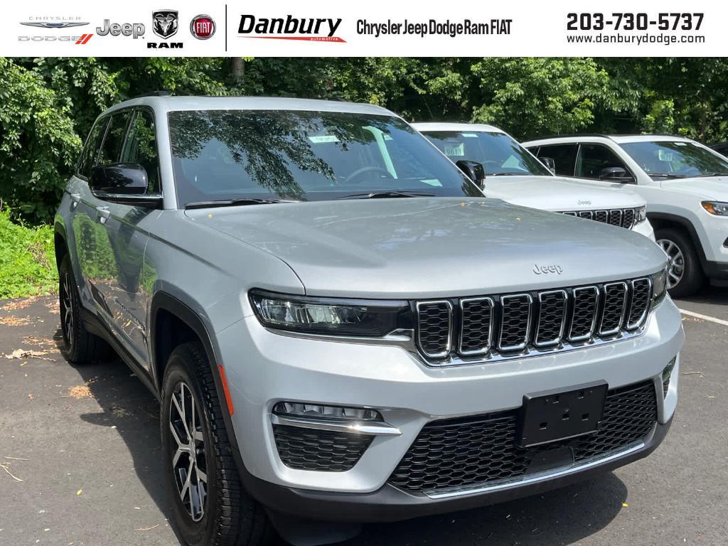 new 2024 Jeep Grand Cherokee car, priced at $50,132