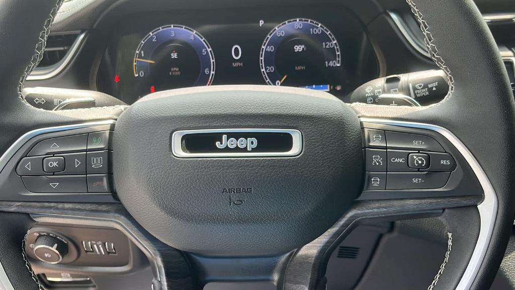 new 2024 Jeep Grand Cherokee car, priced at $50,132