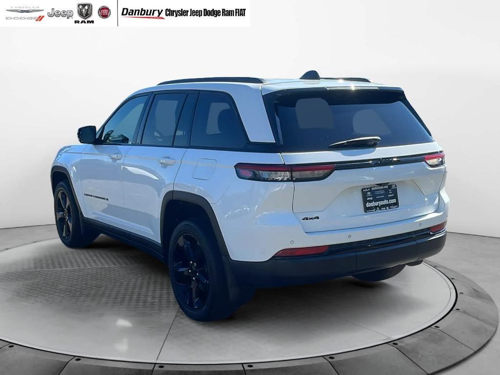 used 2023 Jeep Grand Cherokee car, priced at $33,446