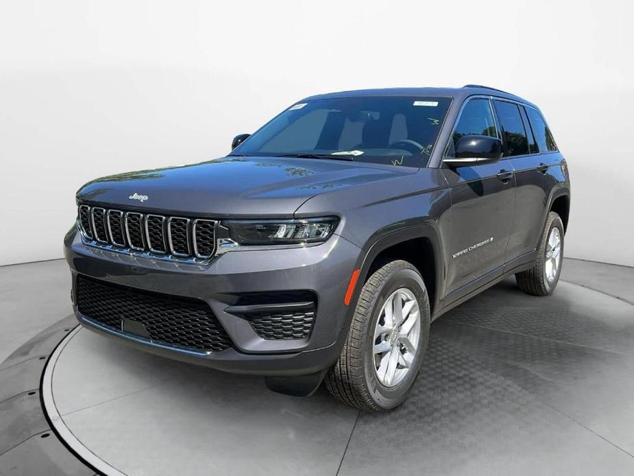 new 2024 Jeep Grand Cherokee car, priced at $44,970