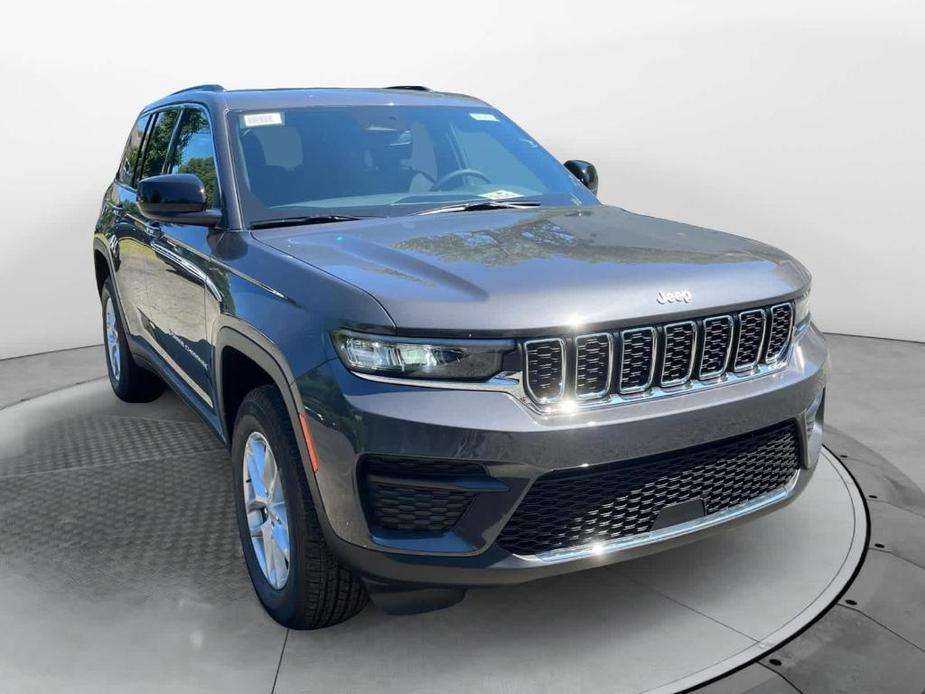 new 2024 Jeep Grand Cherokee car, priced at $44,970