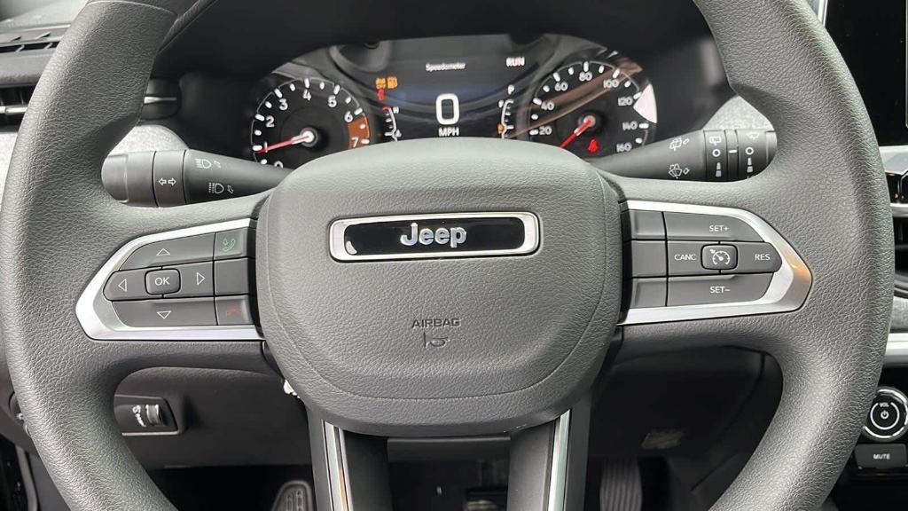 new 2025 Jeep Compass car, priced at $27,486