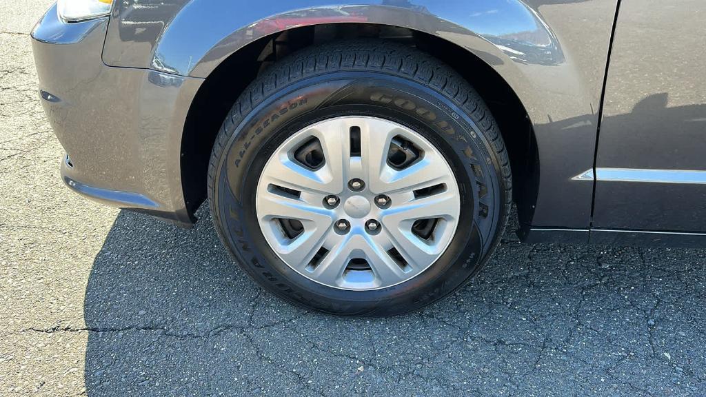 used 2019 Dodge Grand Caravan car, priced at $12,833