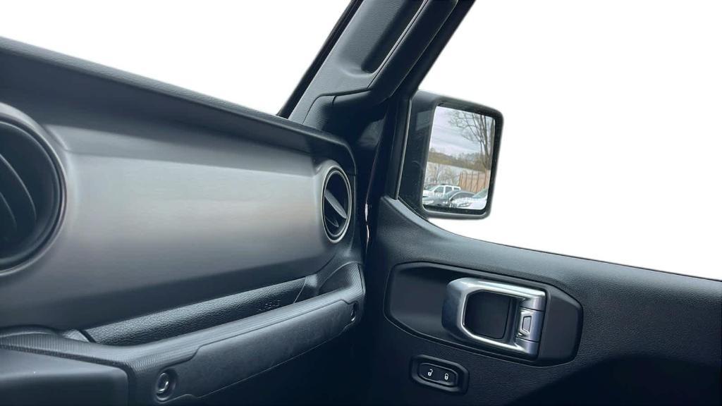used 2021 Jeep Gladiator car, priced at $30,693
