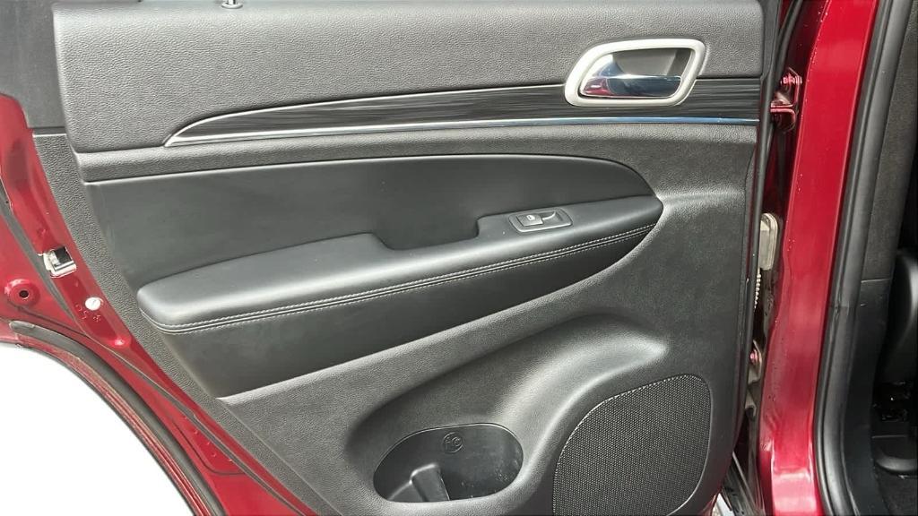 used 2020 Jeep Grand Cherokee car, priced at $21,544