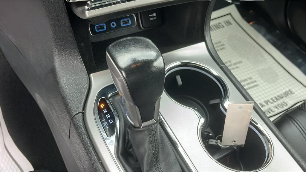 used 2020 Jeep Grand Cherokee car, priced at $21,544