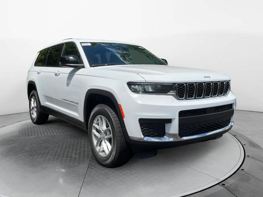 new 2024 Jeep Grand Cherokee L car, priced at $40,654