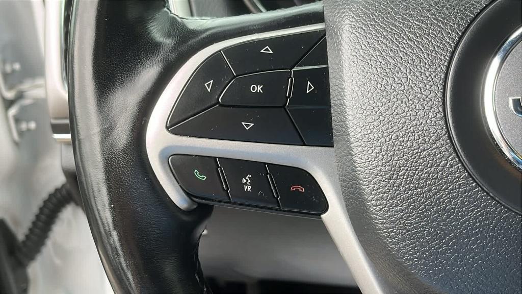 used 2022 Jeep Grand Cherokee WK car, priced at $18,549