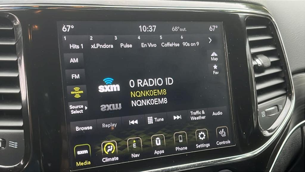 used 2022 Jeep Grand Cherokee WK car, priced at $18,549