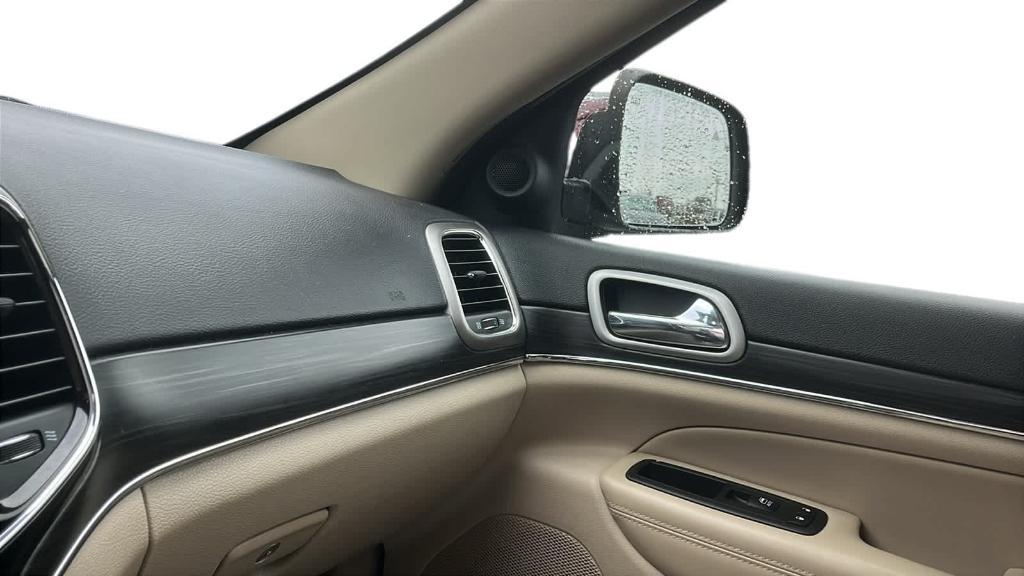 used 2019 Jeep Grand Cherokee car, priced at $18,642