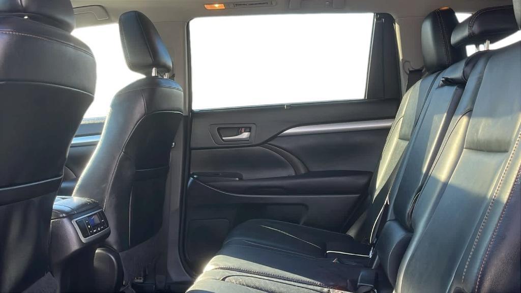 used 2017 Toyota Highlander car, priced at $17,972