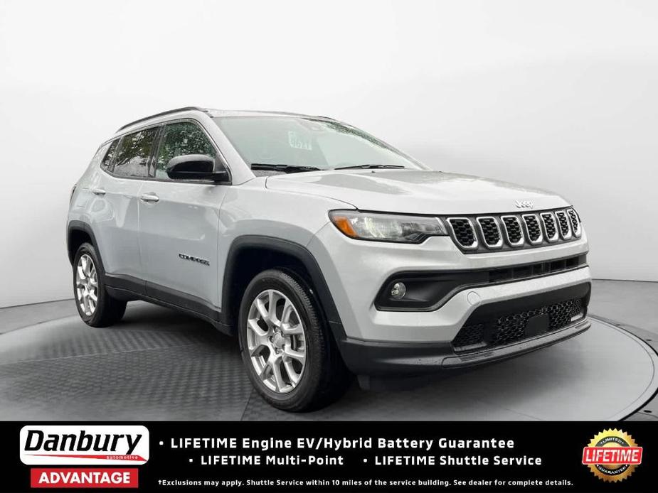 new 2024 Jeep Compass car, priced at $35,576