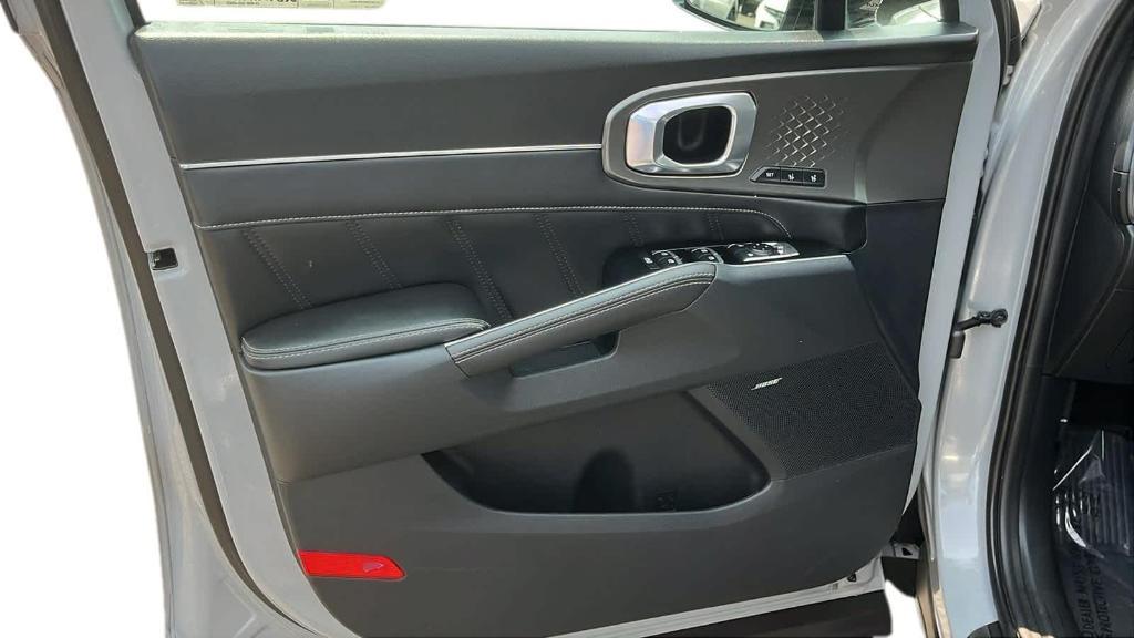 used 2023 Kia Sorento car, priced at $28,982