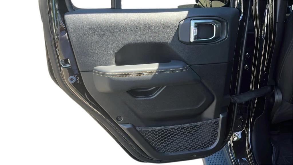 new 2025 Jeep Wrangler car, priced at $62,500