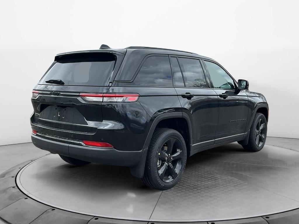 new 2025 Jeep Grand Cherokee car, priced at $48,800