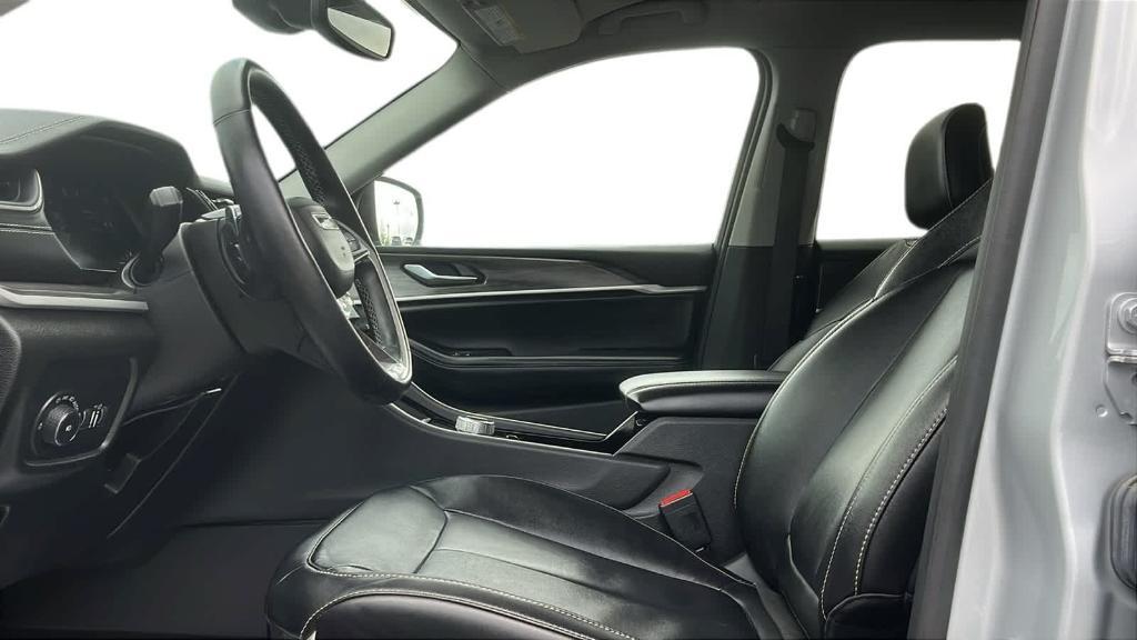 used 2022 Jeep Grand Cherokee L car, priced at $31,624