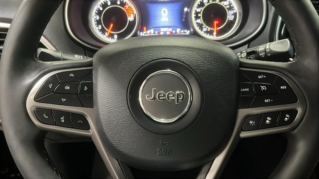 used 2022 Jeep Cherokee car, priced at $19,969