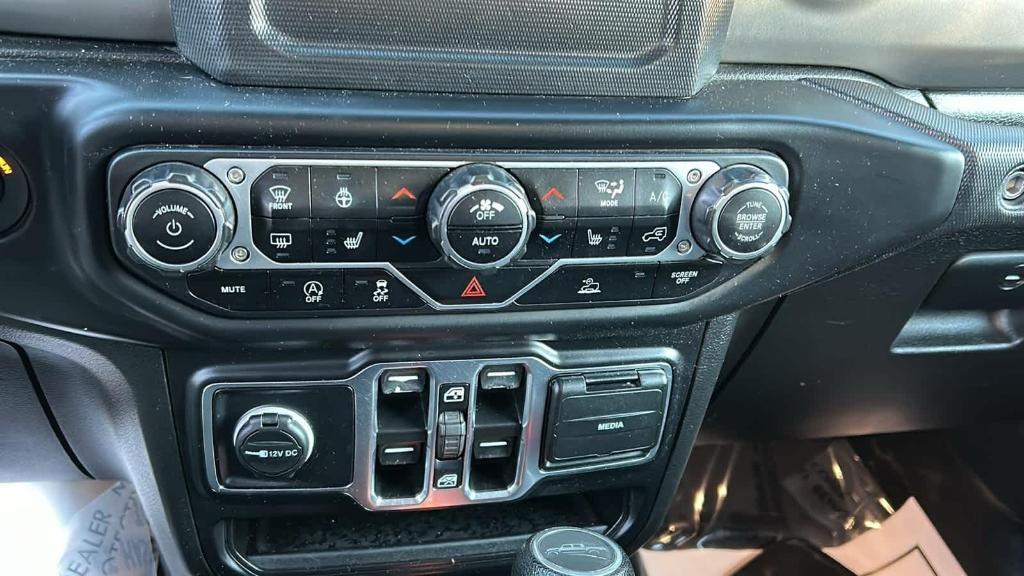 used 2021 Jeep Gladiator car, priced at $34,535