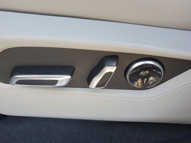 used 2023 Acura RDX car, priced at $40,989