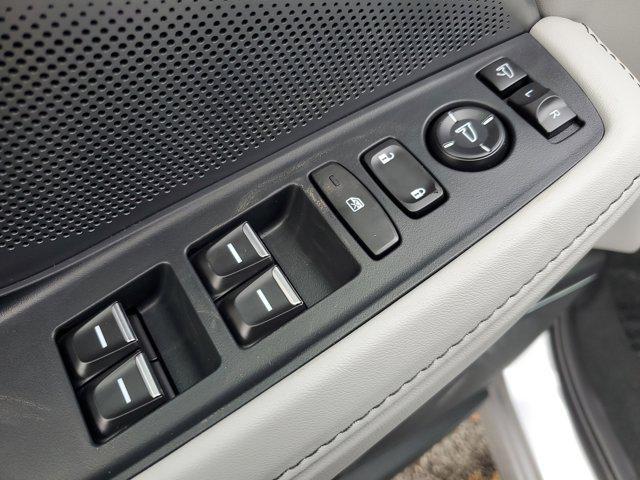 new 2026 Acura MDX car, priced at $58,550