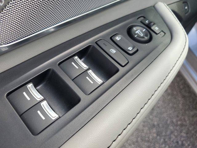 used 2023 Acura RDX car, priced at $36,998