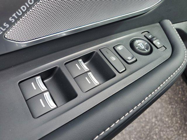 used 2023 Acura RDX car, priced at $37,989