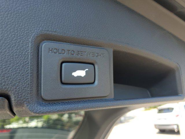 new 2025 Acura RDX car, priced at $54,400