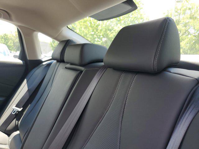 new 2025 Acura TLX car, priced at $47,350