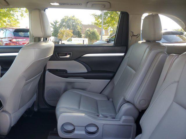 used 2016 Toyota Highlander car, priced at $16,998
