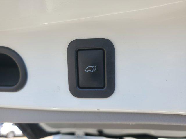 used 2016 Toyota Highlander car, priced at $16,998