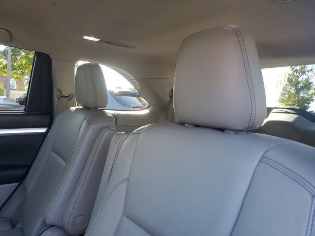 used 2016 Toyota Highlander car, priced at $16,998