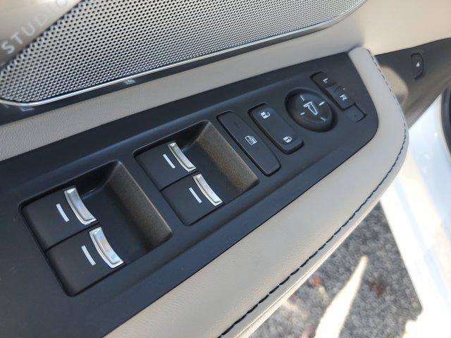 new 2025 Acura RDX car, priced at $49,250