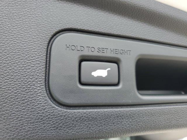 used 2023 Acura MDX car, priced at $45,898