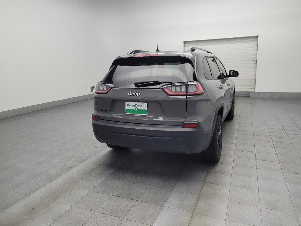used 2023 Jeep Cherokee car, priced at $20,995