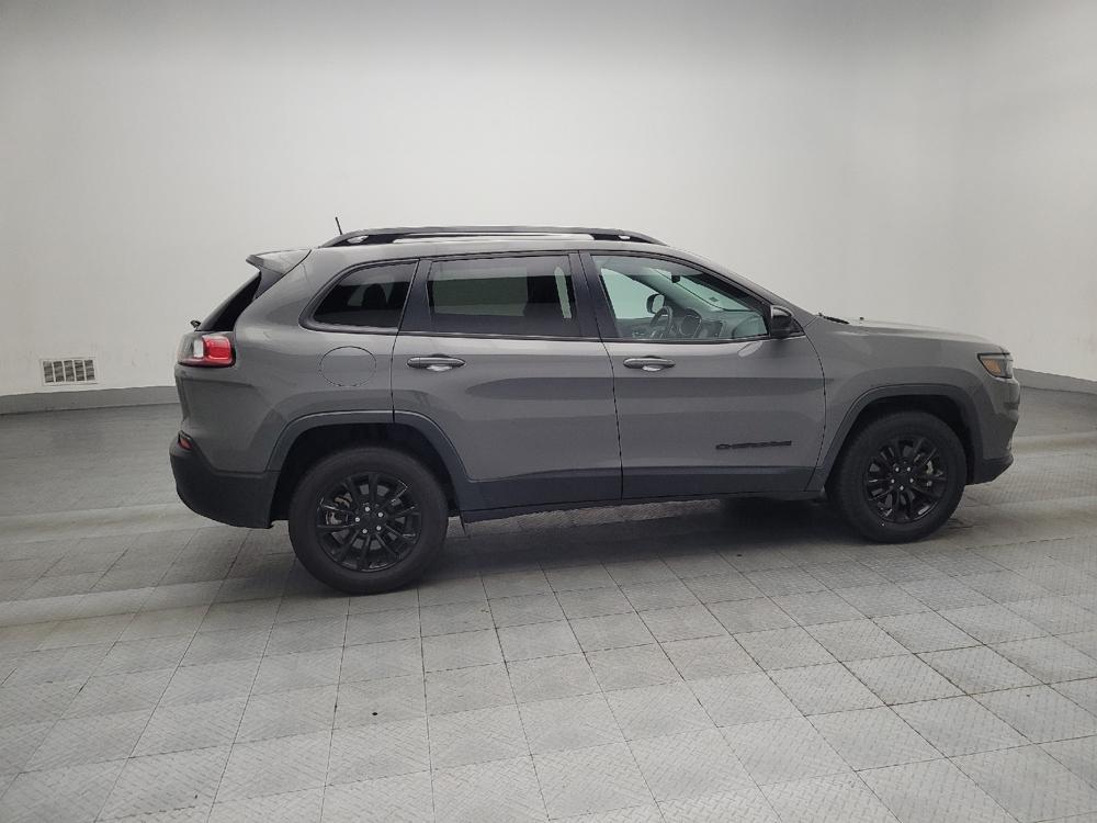 used 2023 Jeep Cherokee car, priced at $20,995
