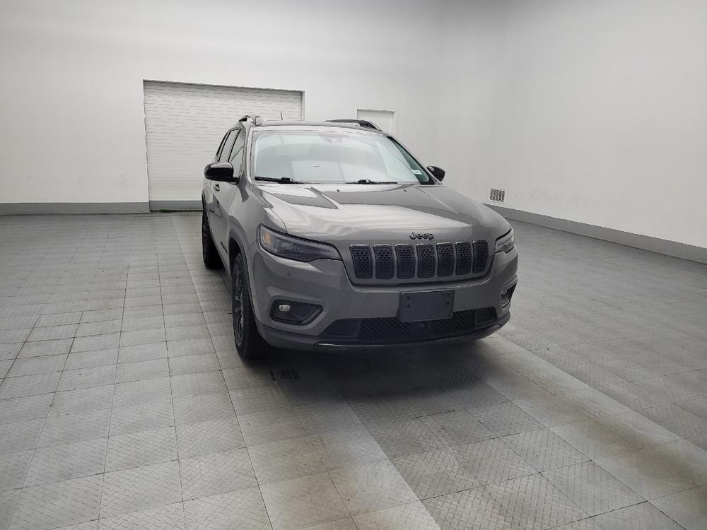 used 2023 Jeep Cherokee car, priced at $20,995
