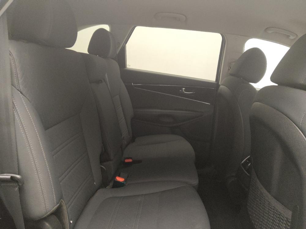 used 2019 Kia Sorento car, priced at $16,395